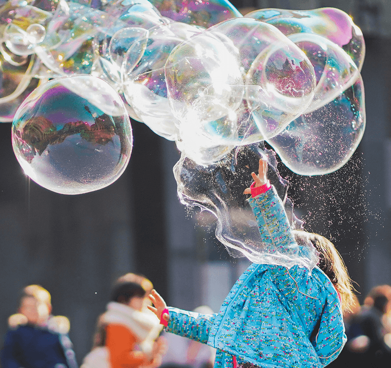 alexander-dummer-ncyGJJ0TSLM-unsplash 1 (1) Sensory Processing Sensory Diet Girl with Bubbles